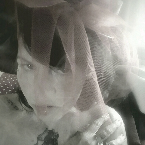 Meet your Posher, Gena - Picture 1 of 1